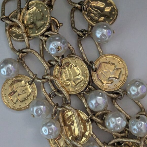 Vintage Heavy Long Gold Tone Faux Coin Pearl Rope Necklace - Picture 4 of 6